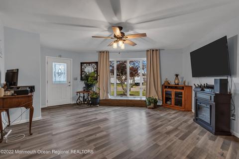 22 Joy Pl, Bayville, NJ 08721 photo 6