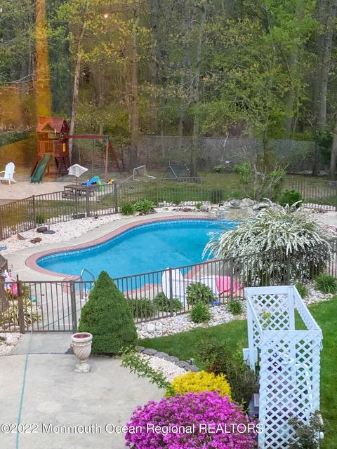 389 Meadowood Rd, Jackson, NJ 08527 photo 3