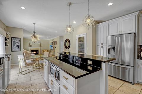 389 Meadowood Rd, Jackson, NJ 08527 photo 10