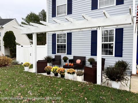 59 Red Maple Dr, Brick, NJ 08724 photo 2