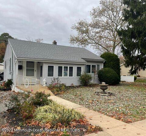 239 W Sylvania Ave, Neptune City, NJ 07753