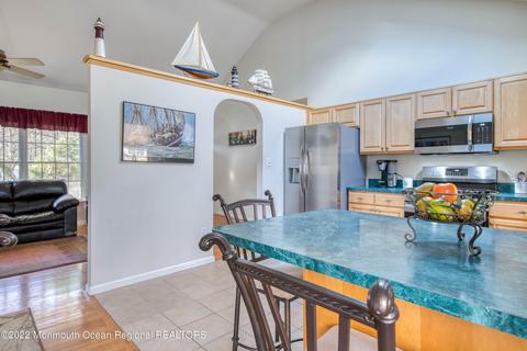 325 Birch Bark Dr, Brick, NJ 08723 photo 12