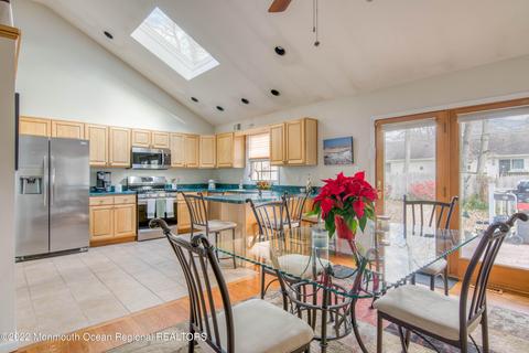 325 Birch Bark Dr, Brick, NJ 08723 photo 13