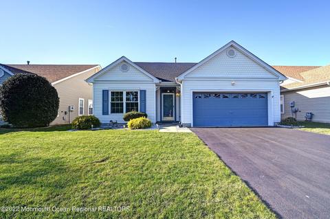 5 Devin Ln, Brick, NJ 08723 photo 1