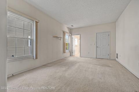 5 Devin Ln, Brick, NJ 08723 photo 9
