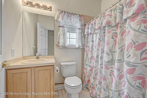 5 Devin Ln, Brick, NJ 08723 photo 13