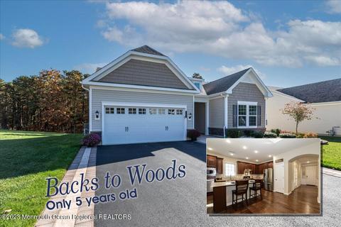 6 Gainsborough Ln, Manchester, NJ 08759