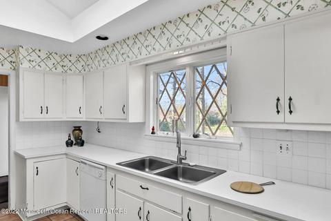10 Circle Dr, Rumson, NJ 07760 photo 12