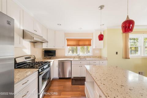 33 Union St, Matawan, NJ 07747 photo 12
