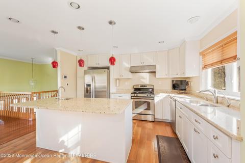 33 Union St, Matawan, NJ 07747 photo 11