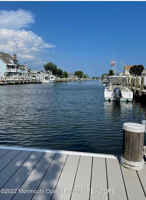 902 Capstan Dr, Forked River, NJ 08731 photo 6
