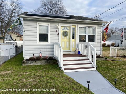 26 Franklin Ave, Keansburg, NJ 07734