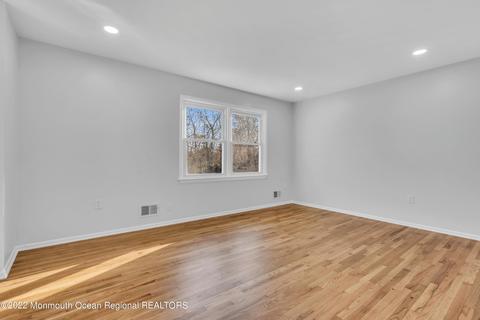 77 Maxim Dr, Forked River, NJ 08731 photo 13