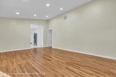 77 Maxim Dr, Forked River, NJ 08731 photo 5