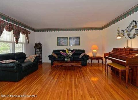 300 Clearstream Rd, Jackson, NJ 08527 photo 3
