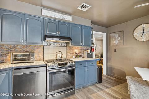 711 Pine Dr, Brick, NJ 08723 photo 10