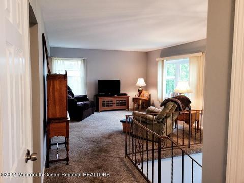40 Fox Dr, Jackson, NJ 08527 photo 4
