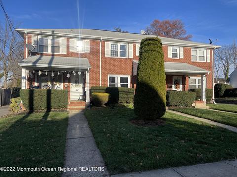 27 Stokes St, Freehold, NJ 07728