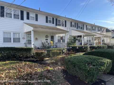 36 Monmouth Ave, Freehold, NJ 07728
