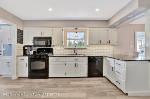 528 Devon St, Forked River, NJ 08731 photo 7