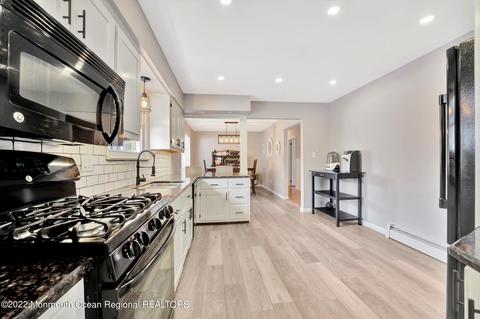 528 Devon St, Forked River, NJ 08731 photo 9