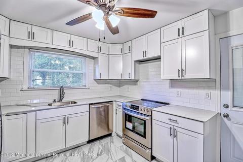 948 Round Ave, Brick, NJ 08723 photo 3