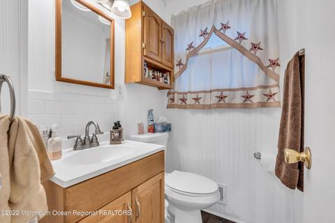 22 Adelphi Dr, Jackson, NJ 08527 photo 11