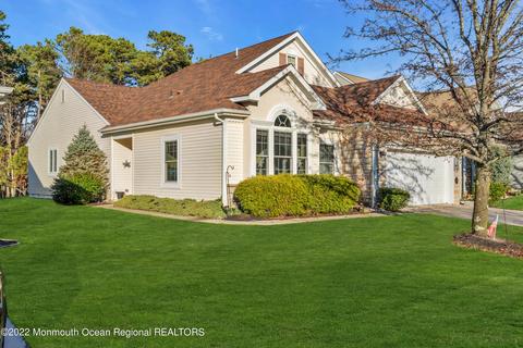 35 Strathmere St, Waretown, NJ 08758 photo 7