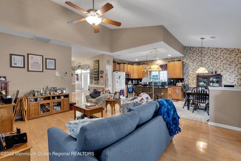 35 Strathmere St, Waretown, NJ 08758 photo 28