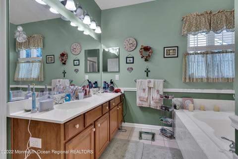 35 Strathmere St, Waretown, NJ 08758 photo 35