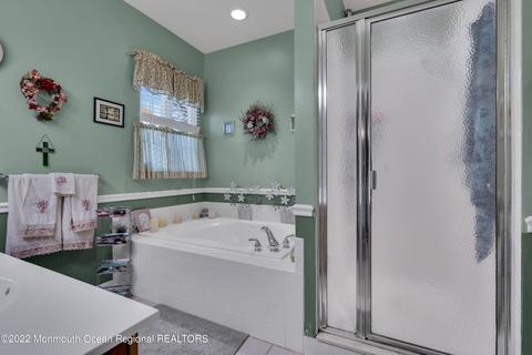 35 Strathmere St, Waretown, NJ 08758 photo 34