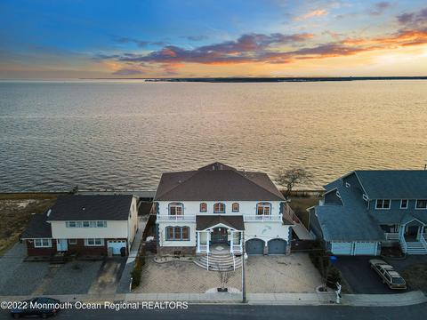 225 Sunset Dr S, Seaside Heights, NJ 08751