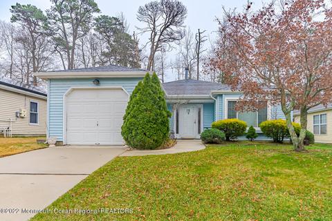 127 Lantern Pl, Little Egg Harbor, NJ 08087