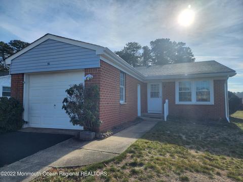 51 Columbus Blvd, Whiting, NJ 08759