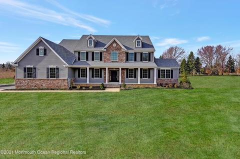 3 Cook Ct, Millstone, NJ 08535