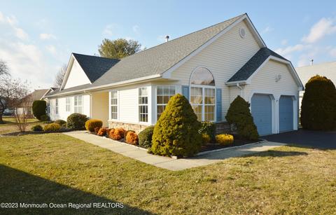 2676 Silver Hill Ln, Toms River, NJ 08755