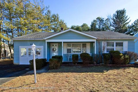 32 Sheepshead Dr, Toms River, NJ 08757