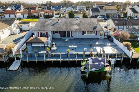 920 Bowsprit Pt, Lanoka Harbor, NJ 08734