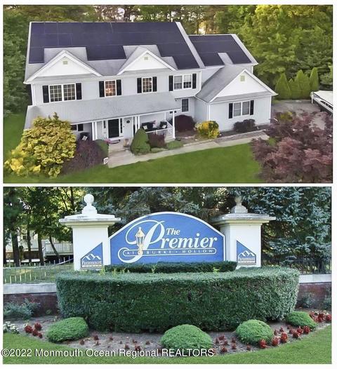 67 Greenwich Dr, Jackson, NJ 08527