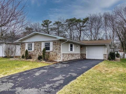 29 Markham Rd, Brick, NJ 08724 photo 1