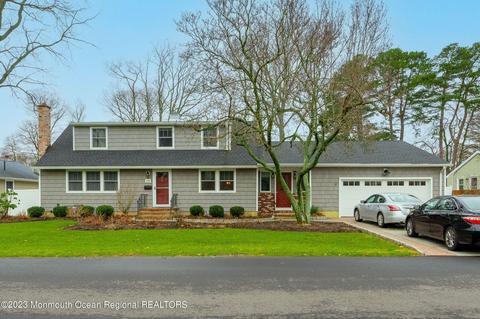 28 Laurelhurst Dr, Brick, NJ 08724