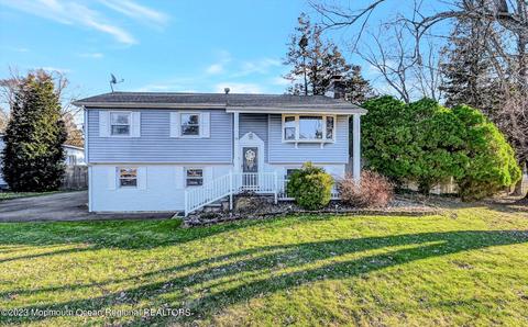 16 Dina Pl, Jackson, NJ 08527