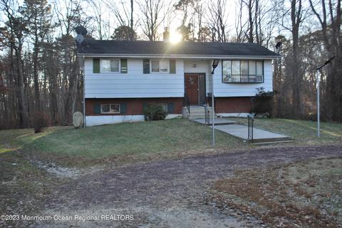5054 Asbury Ave, Tinton Falls, NJ 07753