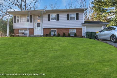 30 Rider St, Lakewood, NJ 08701