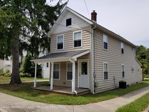 27 Pearl St, Allentown, NJ 08501