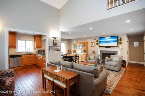 39 Poplar Ct #B, Brielle, NJ 08730 photo 3