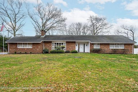 1501 Oxford Ln, Wall, NJ 07719