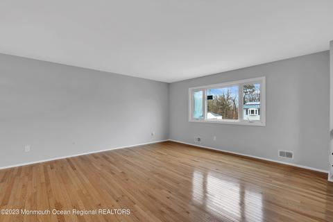 556 Mark Dr, Brick, NJ 08724 photo 11
