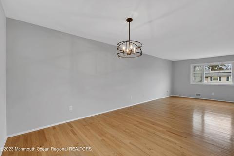 556 Mark Dr, Brick, NJ 08724 photo 16