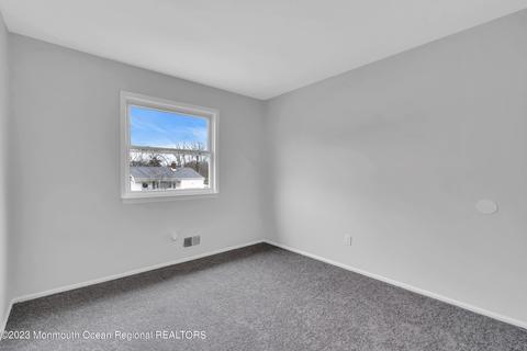 556 Mark Dr, Brick, NJ 08724 photo 25